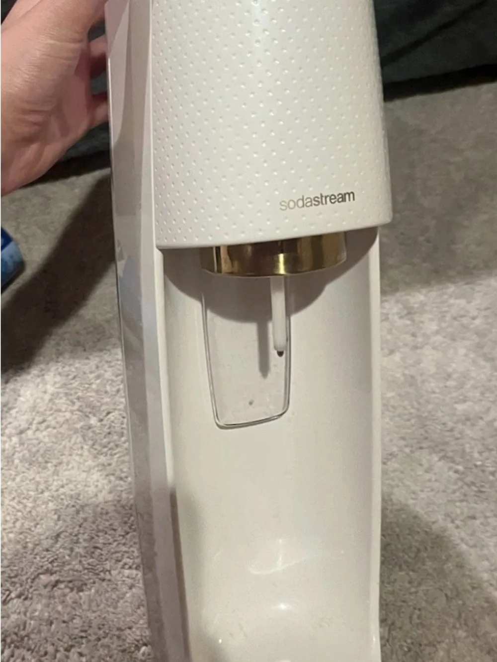SodaStream Fizzi SPT-001 Sparkling Water Machine And Bottle